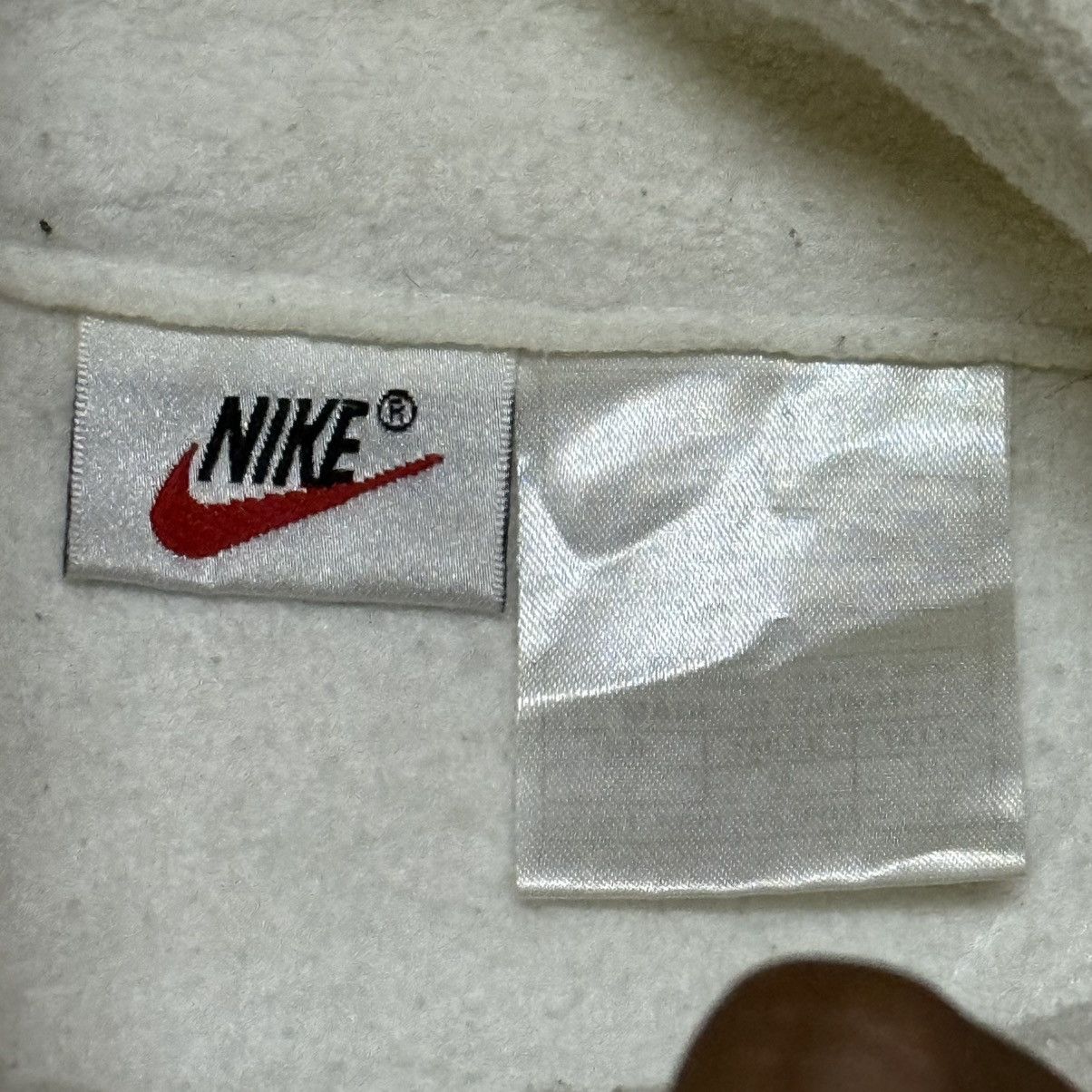 Nike × Vintage Vintage Nike Fleece Sweatshirt Small Logo Size US L / EU 52-54 / 3 - 13 Thumbnail