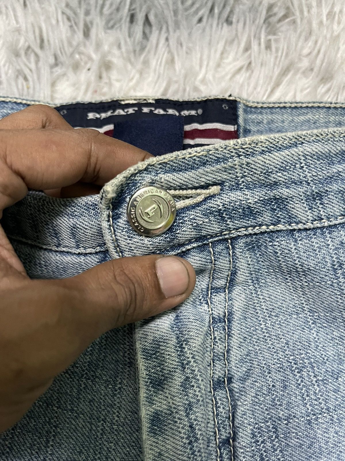 Phat Farm 2000s PHAT FARM BAGGY PANT STYLE DISTRESSED Size US 40 / EU 56 - 7 Thumbnail