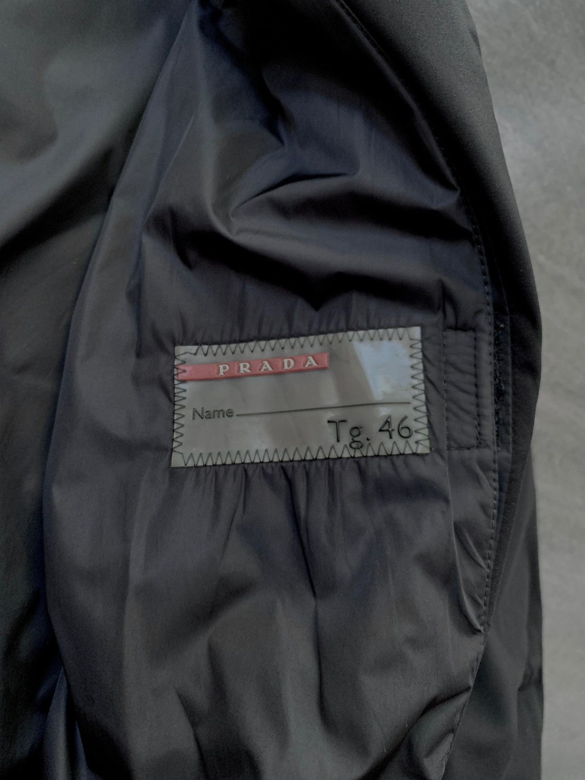 Prada FREE TAX! 2000s Red Tab Detachable Hood Goretex Jacket Size US S / EU 44-46 / 1 - 25 Thumbnail