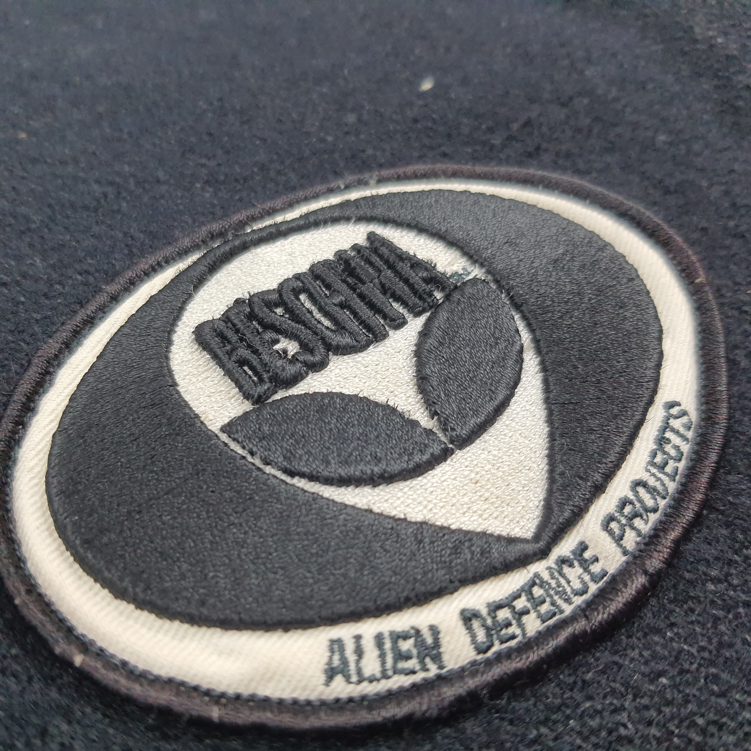 Vintage Vintage 90s Beschwa Alien Varsity Rare Bomber C290N31 Size US L / EU 52-54 / 3 - 6 Thumbnail