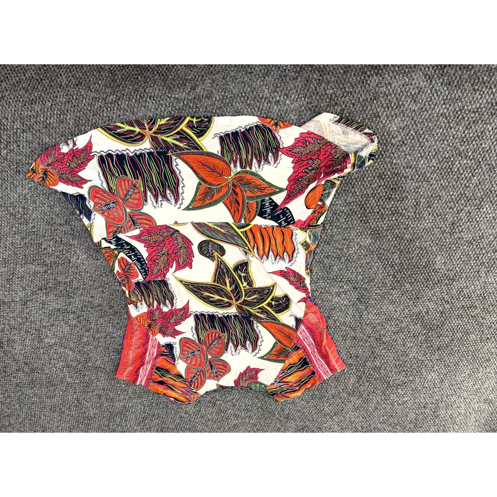 Soft Surroundings Soft Surroundings Blouse Womens M Multicolor Floral Scoop Neck Short Sleeve Tunic Top Shirt Adult Ladies Casual Summer Women’s Modern Fitted? Size M / US 6-8 / IT 42-44 - 7 Thumbnail