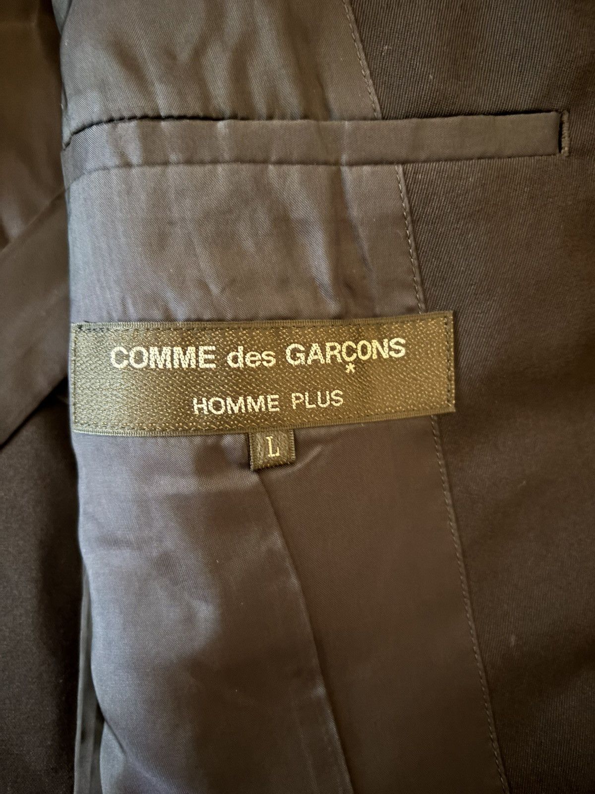 Comme des Garcons Homme Plus COMME DES GARCONS HOMME PLUS NAVY DOUBLE BREASTED BLAZER Size 42L - 14 Thumbnail