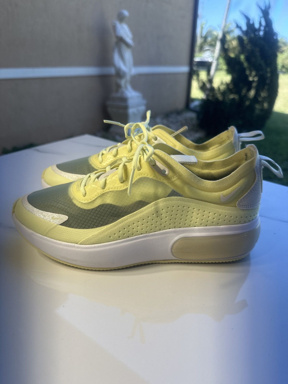 Nike Nike Air Max Dia Luxury Luminous Green Sneakers Size US 7.5 / IT 37.5 - 1 Thumbnail