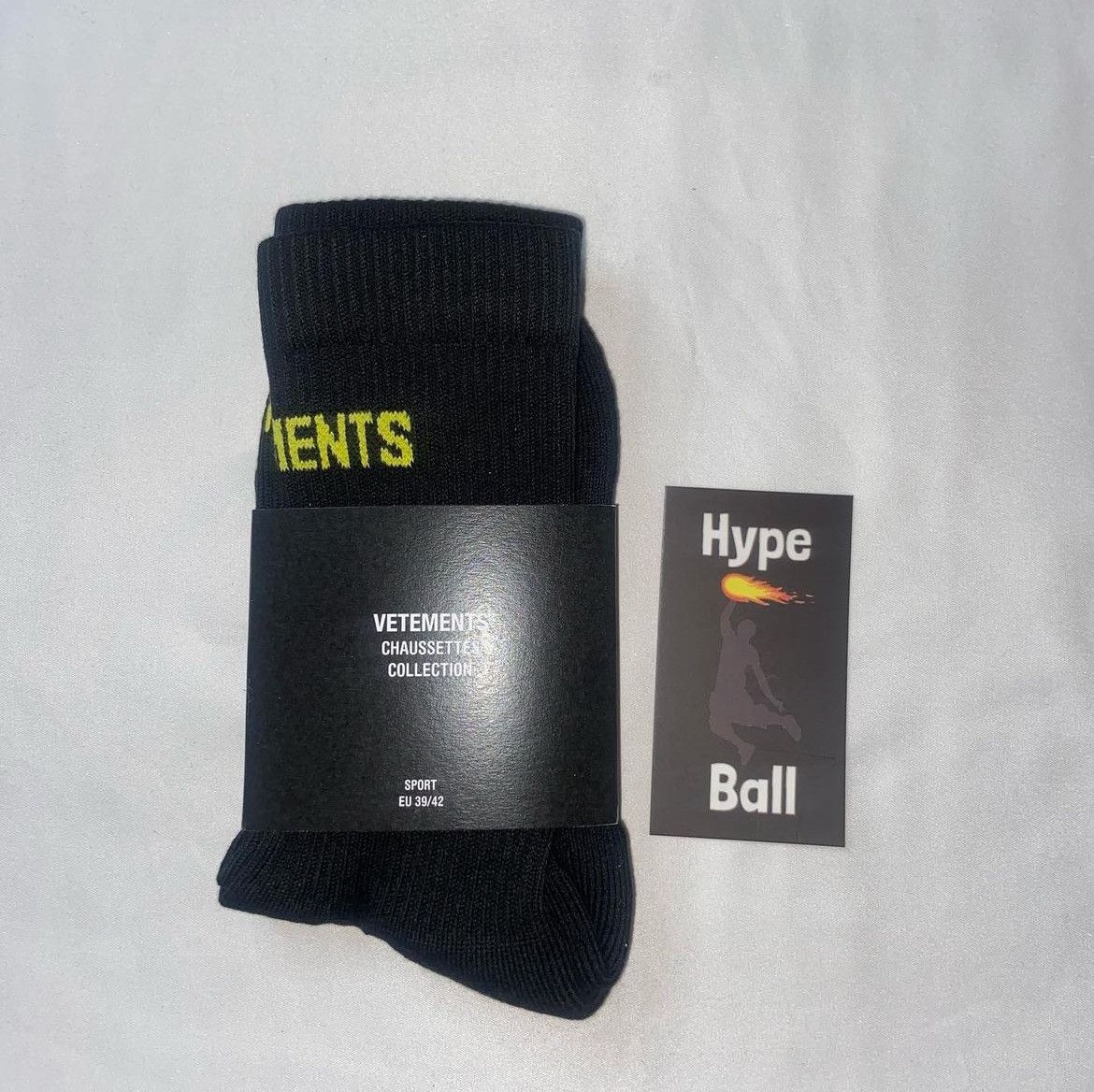 Designer × Vetements VETEMENTS Classic Logo Socks Size 40 - 1 Thumbnail