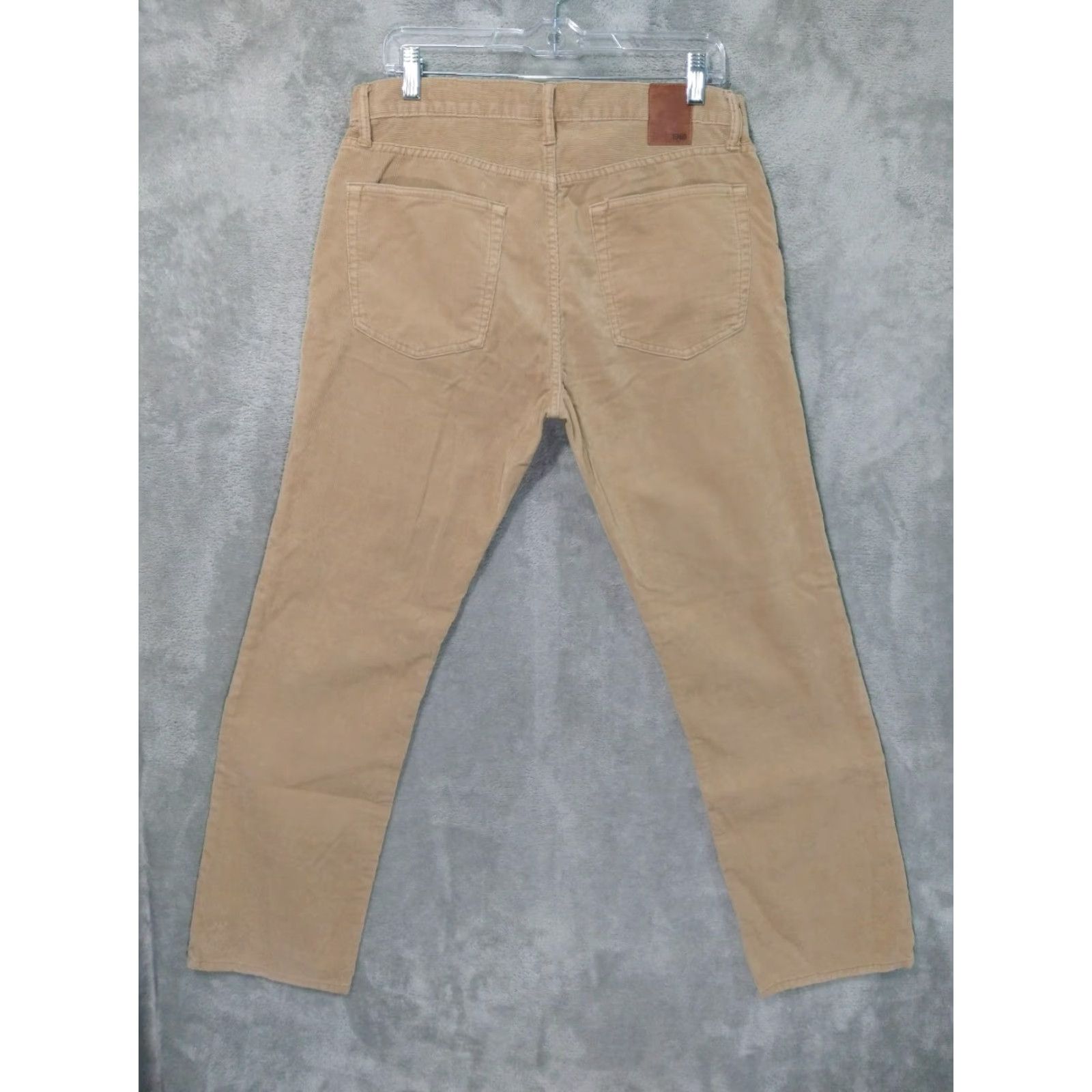 Gap Gap 1969 Pants Mens 32x32 Beige Corduroy Straight Regular Fit 5-Pocket Mid Rise Casual Shirts? Size US 32 / EU 48 - 2 Thumbnail