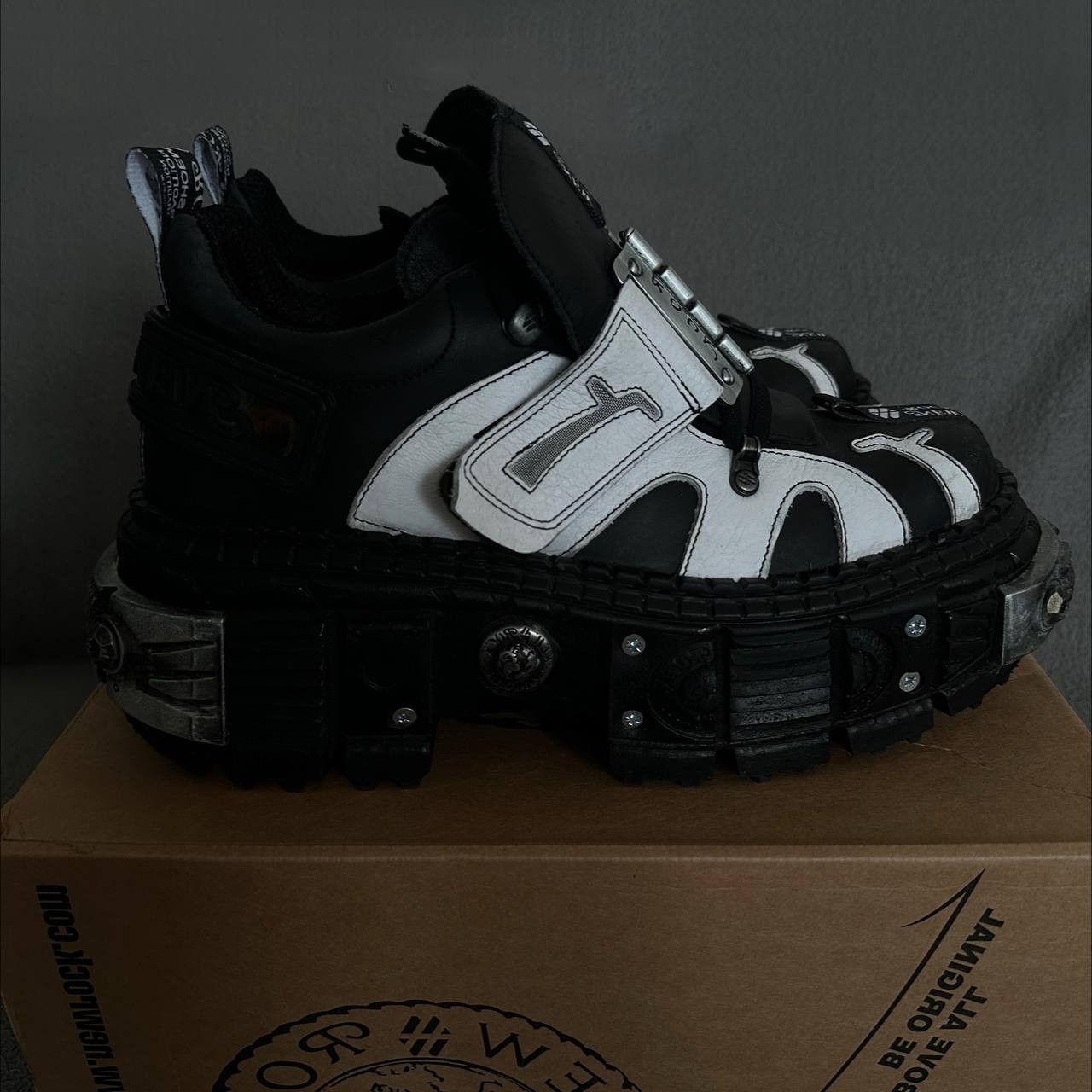 New Rock New Rock platform tank heavy metal shoes custom edition Size US 11 / EU 44 - 2 Thumbnail