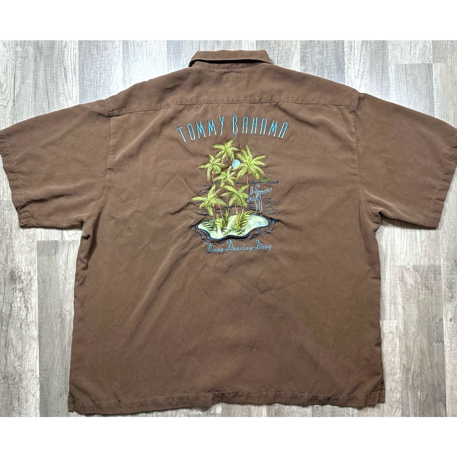 Tommy Bahama VINTAGE Tommy Bahama Button-Up Shirt SS 2XL Silk Brown Embroidered Casual Party/Cocktail Travel Mens Size US XXL / EU 58 / 5 - 2 Thumbnail