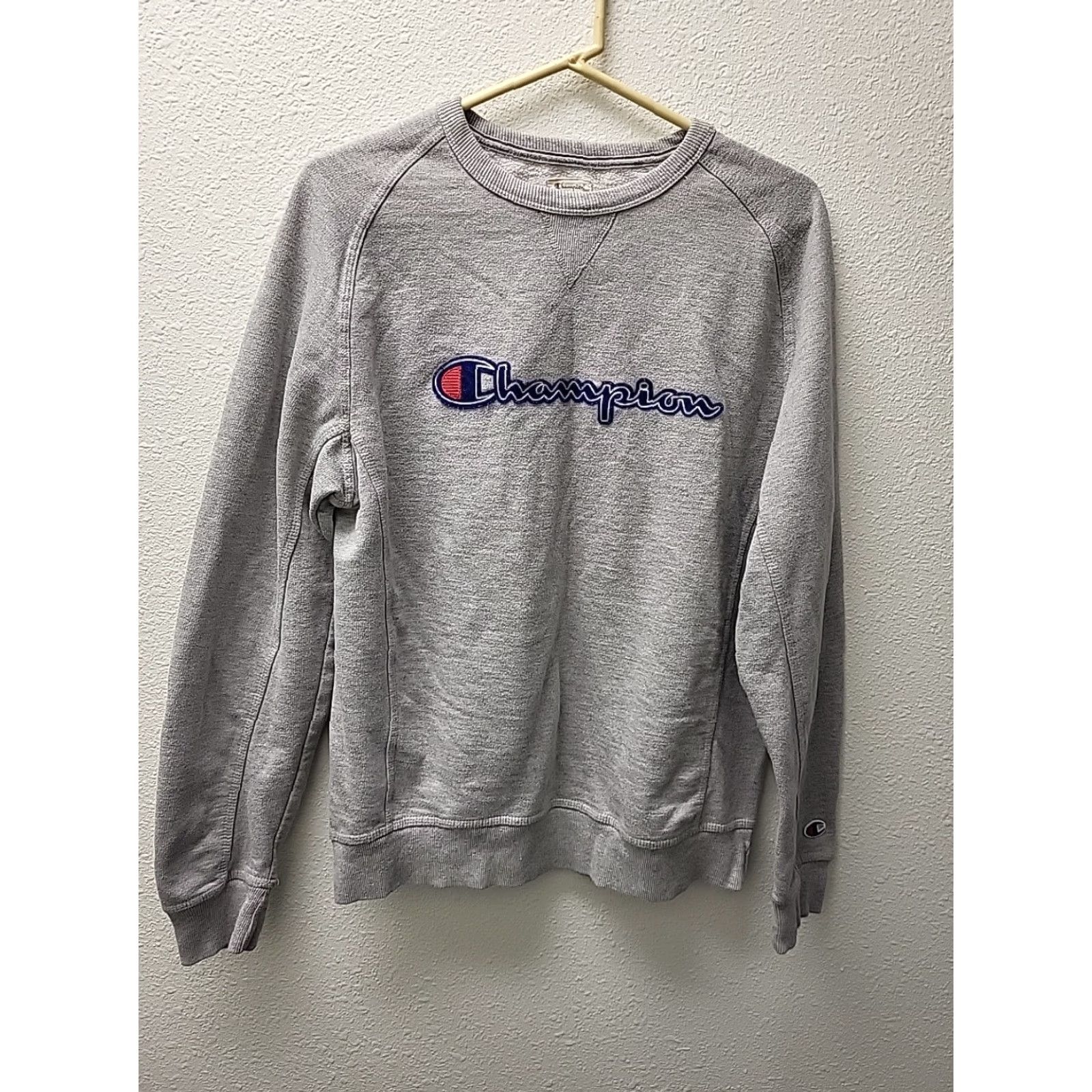 Champion VINTAGE Champion Sweatshirt Pullover Embroidered LG Gray 44" Men Large Cotton Knit Size US L / EU 52-54 / 3 - 2 Thumbnail