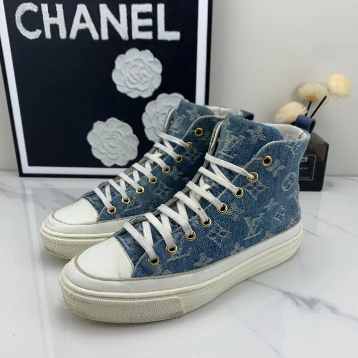 Louis Vuitton Stellar Casual Sneakers for Women 0079