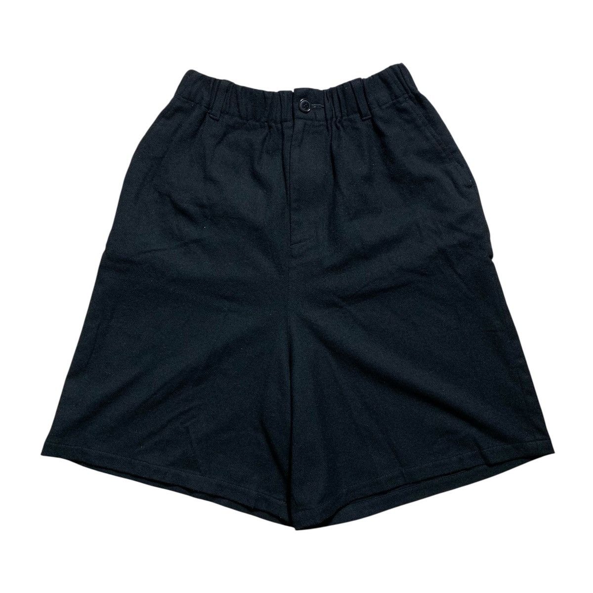 CABANE de ZUCCa Cabane De Zucca Short Pants Black Size US 30 / EU 46 - 1 Thumbnail