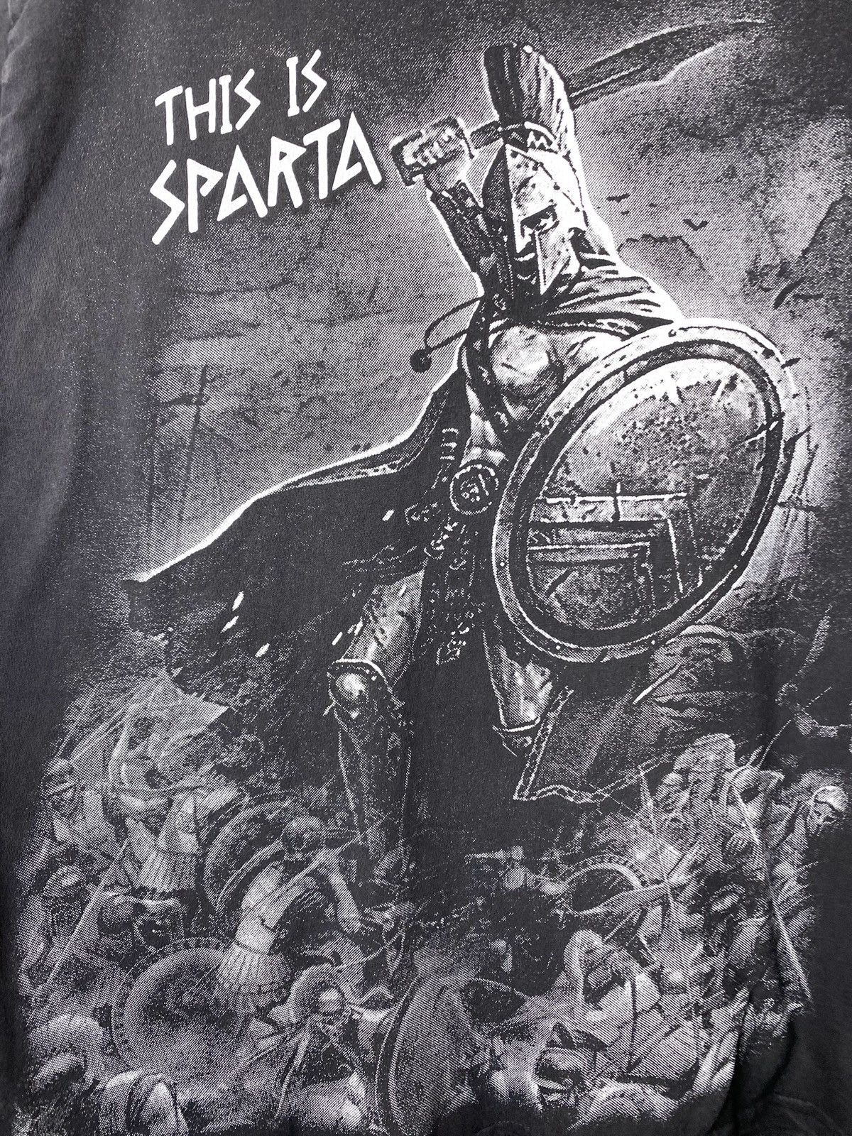 Vintage Vintage 300 Spartans Sparta Movie T Shirt Size US XL / EU 56 / 4 - 3 Thumbnail