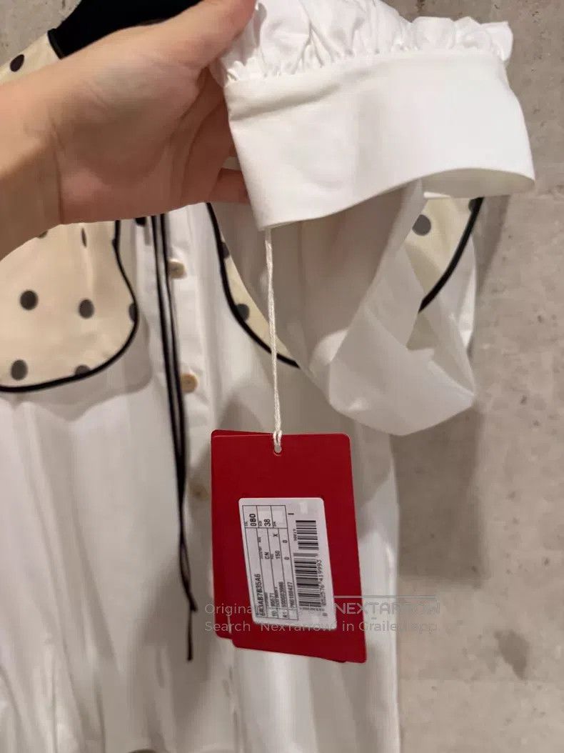 Valentino Valentino Shirt with a large collar Size XS / US 0-2 / IT 36-38 - 4 Thumbnail