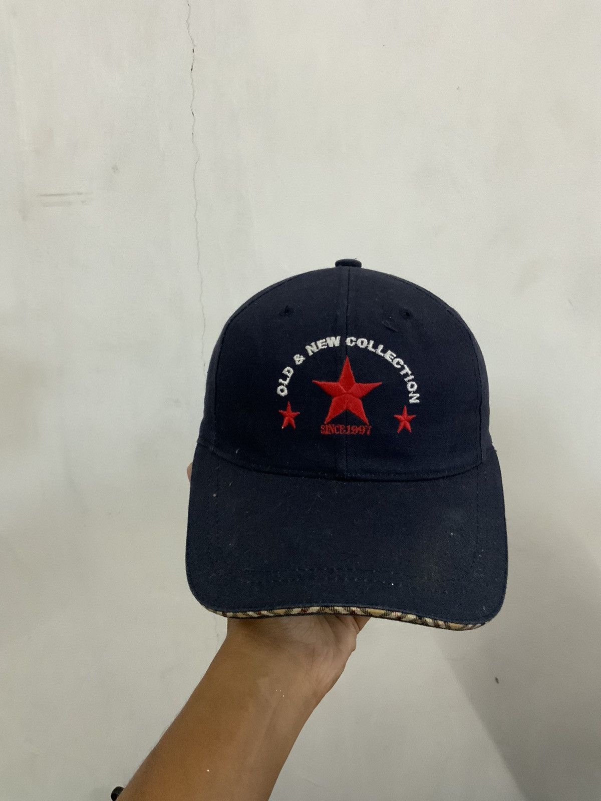 Japanese Brand Old & New Collection inspired Burberry Hat Size ONE SIZE - 1 Thumbnail