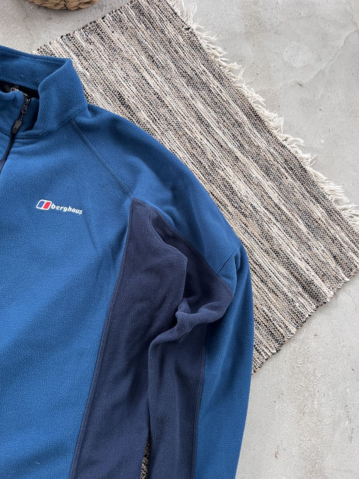 Berghaus Vintage Berghaus Blue Fleece 1/3 Zip Outdoor Pullover Y2K Size US XL / EU 56 / 4 - 5 Thumbnail