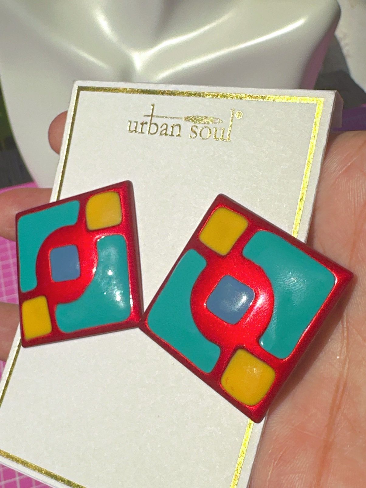 Designer Urban Soul diamond shape earrings studs red blue yellow Size ONE SIZE - 4 Thumbnail