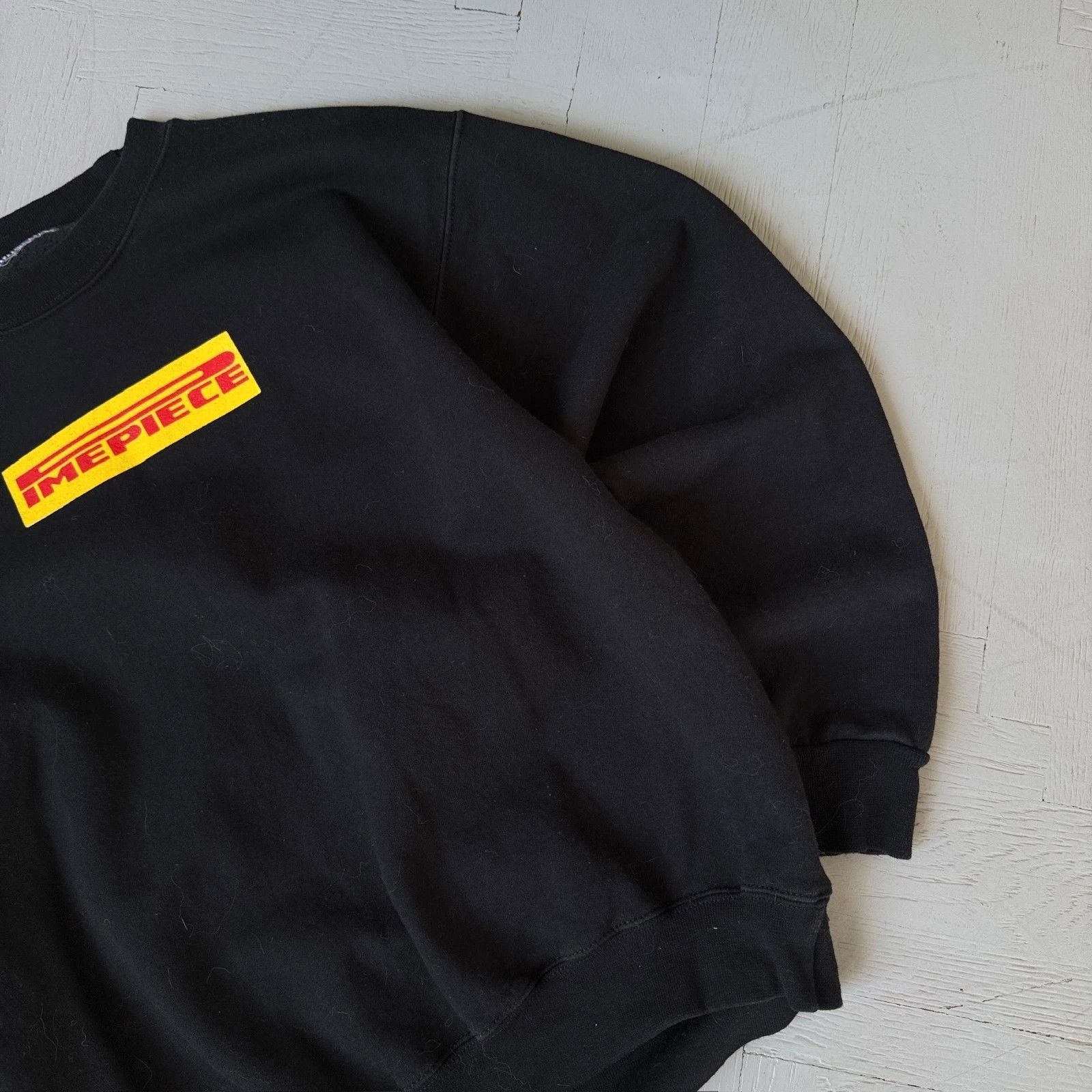 Vintage Automotive Girl Graphic Crewneck Sweatshirt Size US S / EU 44-46 / 1 - 3 Thumbnail