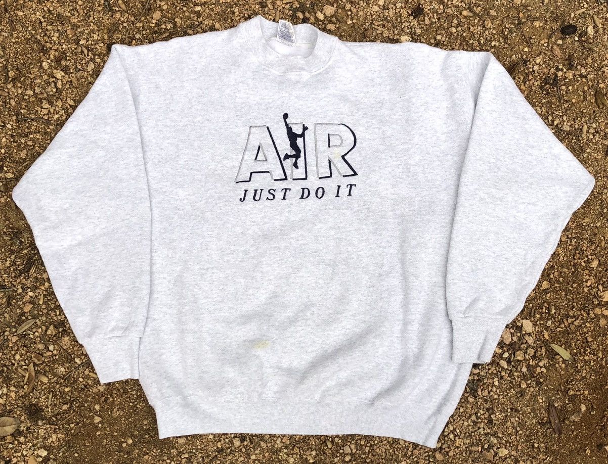 Other Vintage 2000s Air Just Do It Embroidered Crewneck Size US XL / EU 56 / 4 - 1 Thumbnail