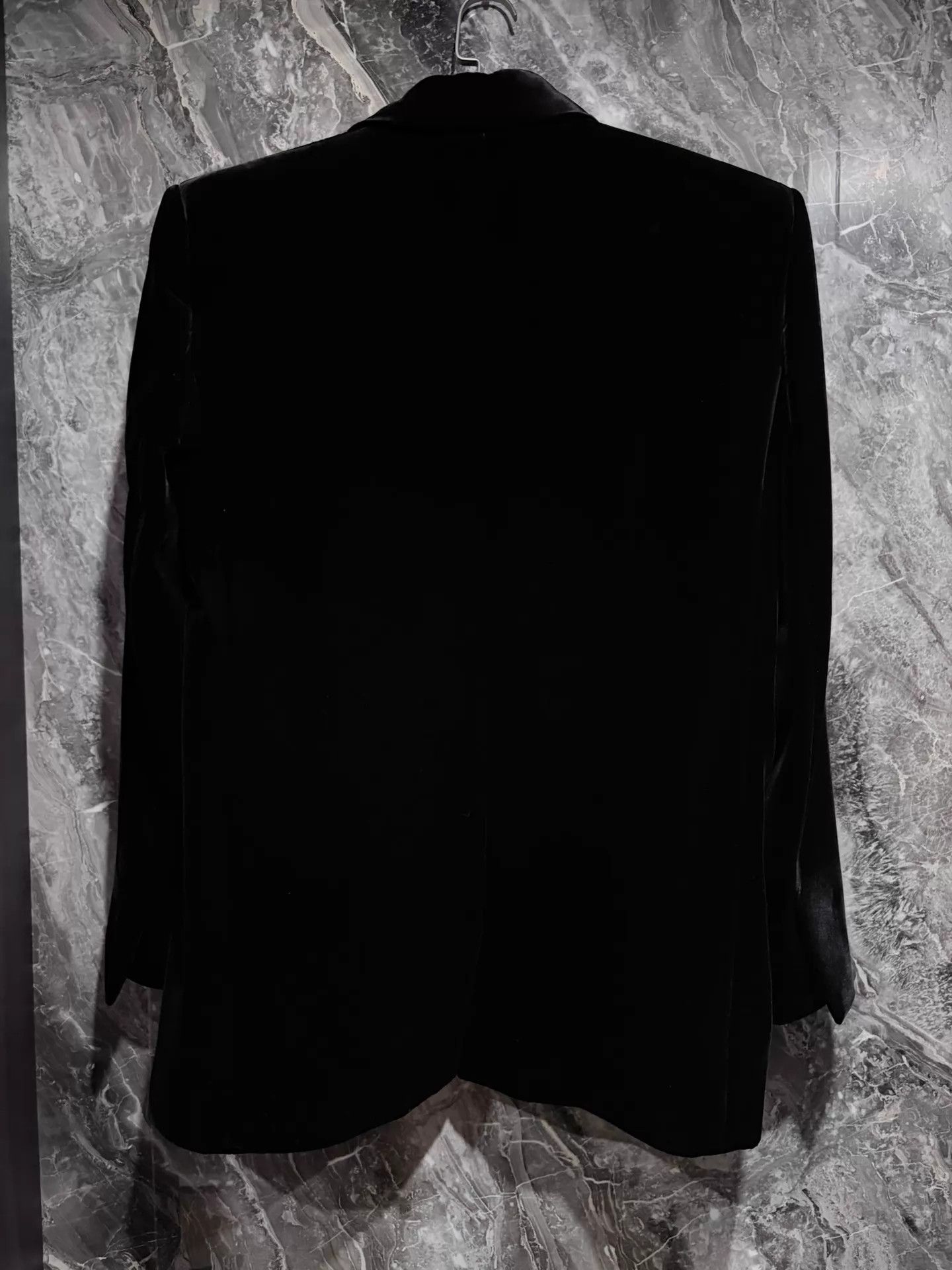 Saint Laurent Paris Saint Laurent 24S Wide Shoulder Black Silk Velvet Blazer U Size US S / EU 44-46 / 1 - 4 Thumbnail