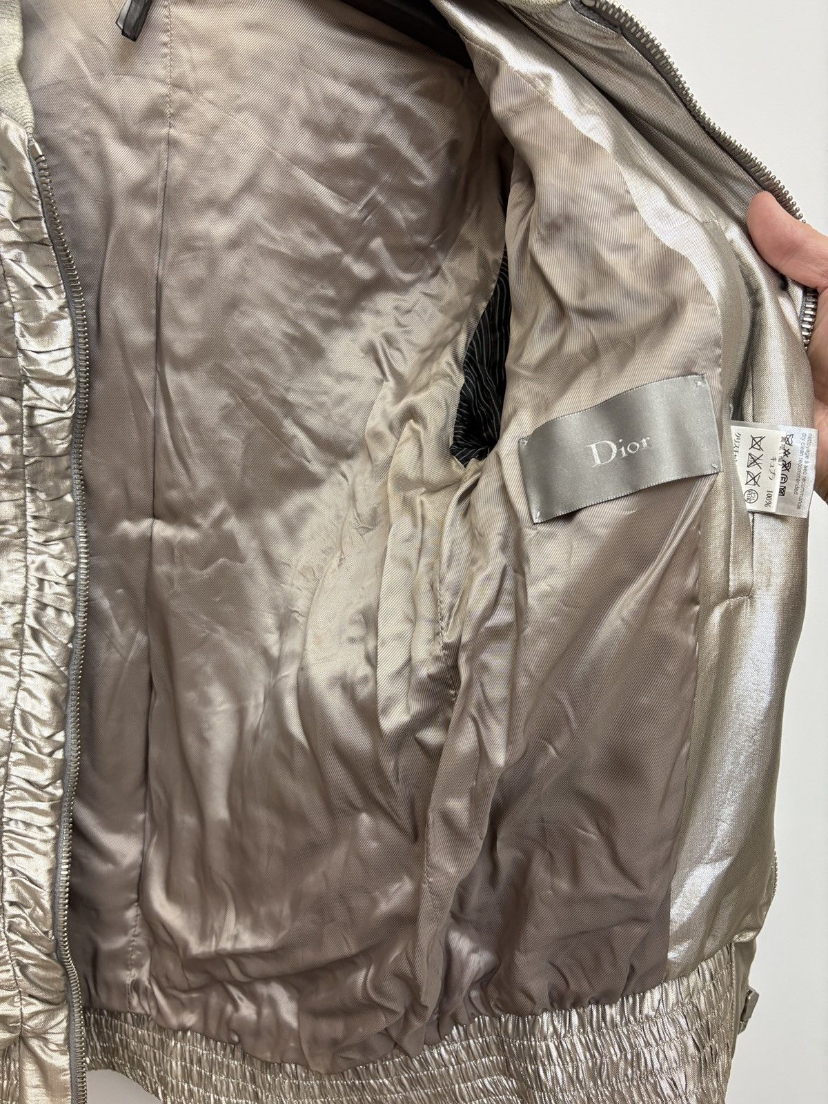 Dior Dior 07Ss Show Style Laser Silver Enamel Pleated Thin Jacket Size US S / EU 44-46 / 1 - 13 Thumbnail