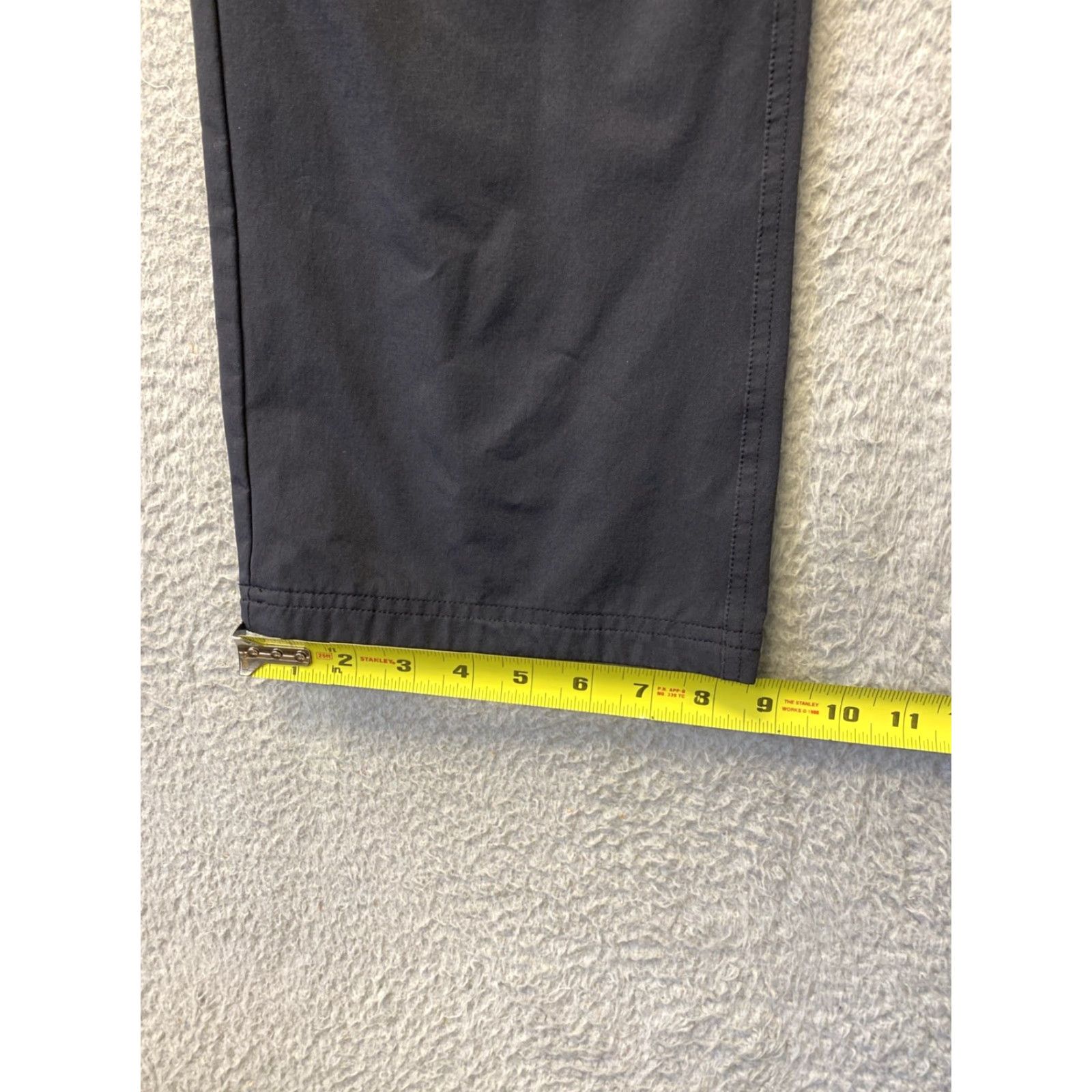 Vintage REI Women's Hiking Pants Sl T Black 8 Cargo Flared Water Resistant Windproof Pockets Outdoor/Nature/Outdoors/Travel Casual Size 30" / US 8 / IT 44 - 7 Thumbnail