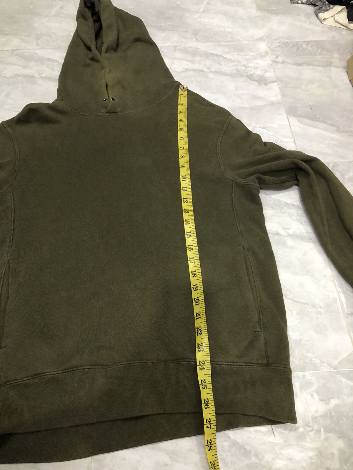Japanese Brand × Uniqlo Uniqlo Olive Faded Hoodie – Yeezy Vibe Size US M / EU 48-50 / 2 - 10 Thumbnail