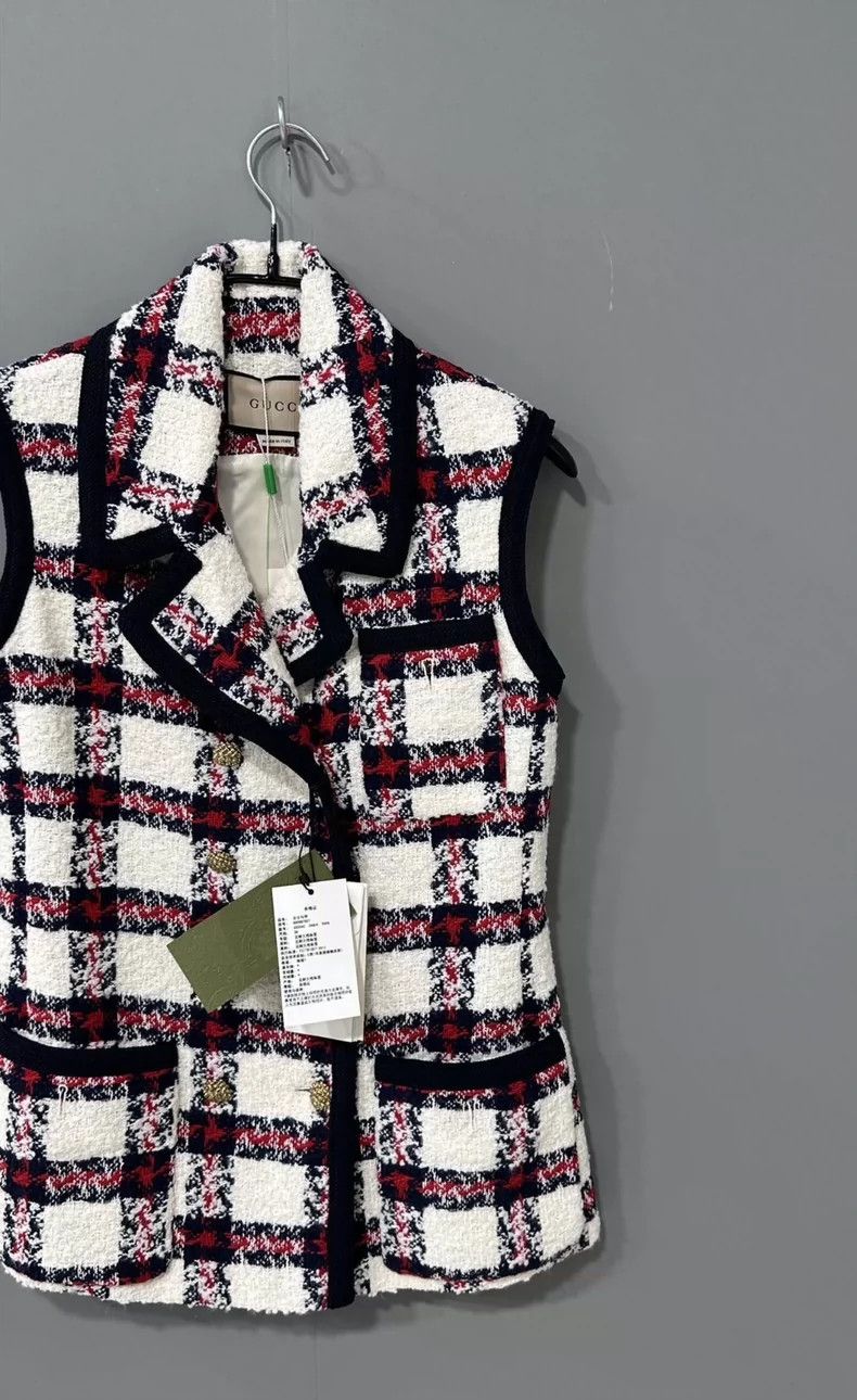Gucci Gucci Plaid tweed sleeveless jacket 2503-Nextarrow Size XS / US 0-2 / IT 36-38 - 2 Thumbnail