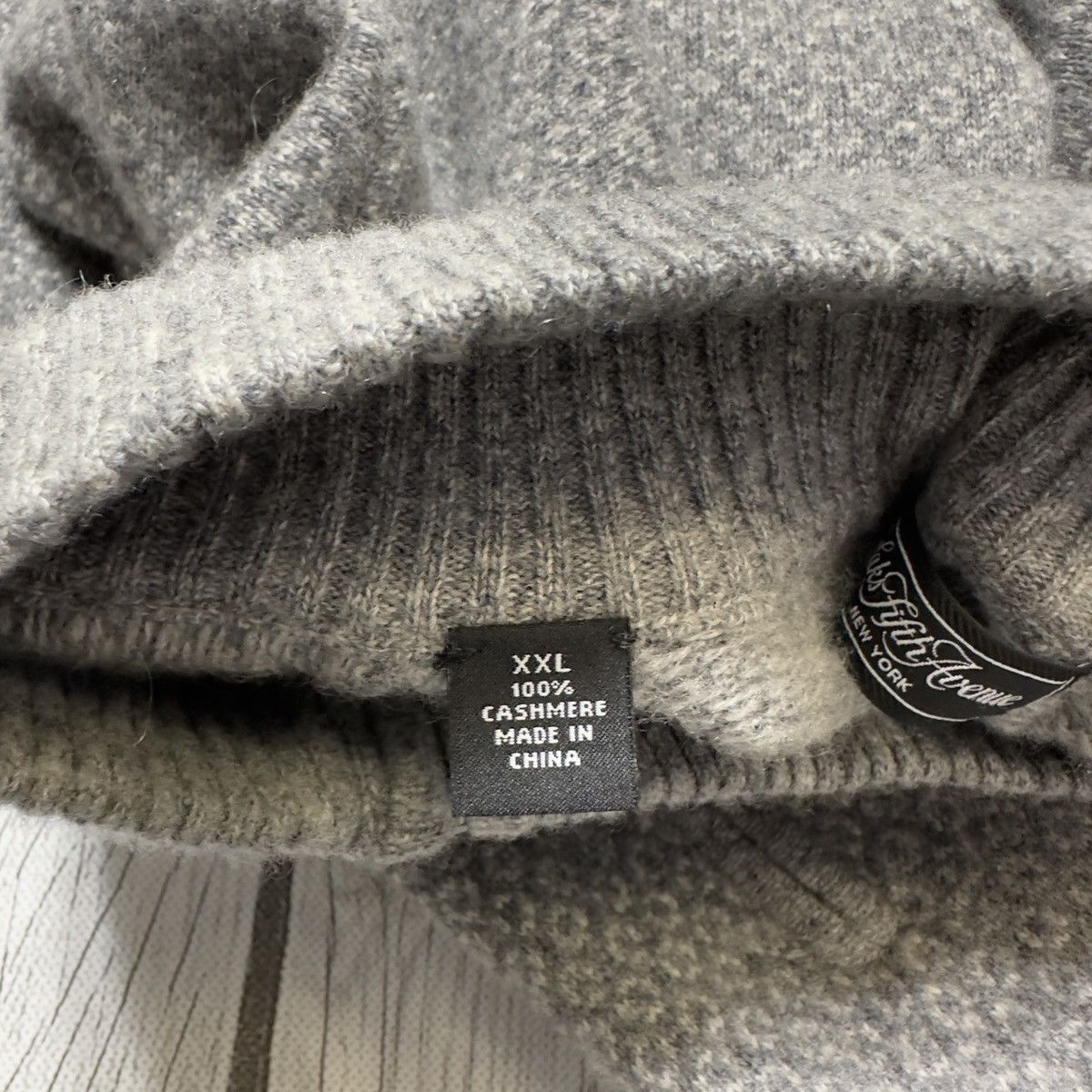 Saks Fifth Avenue Saks Fifth Avenue cashmere sweater Size US XXL / EU 58 / 5 - 6 Thumbnail