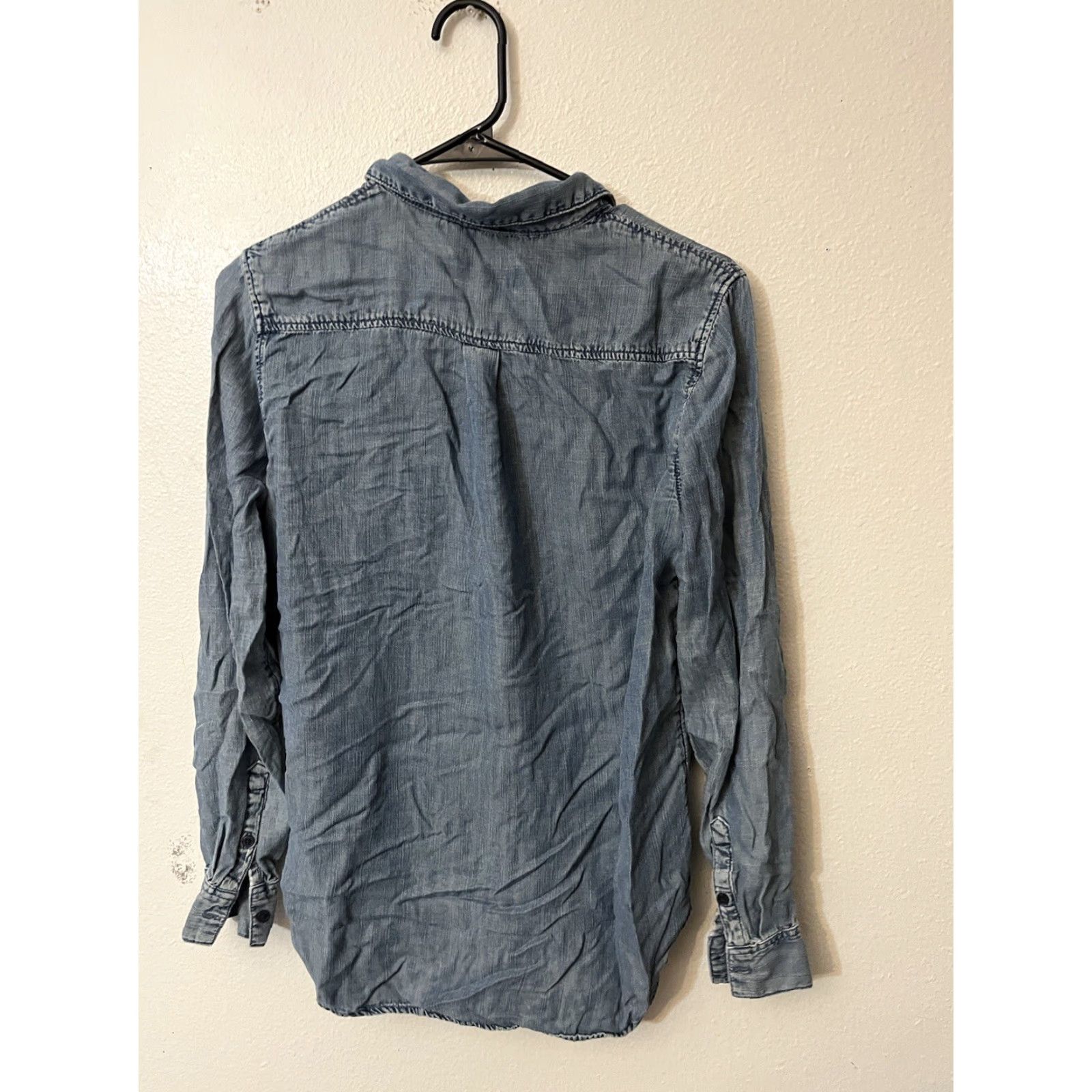 Banana Republic BANANA REPUBLIC Denim Blue XS Lyocell Button-Up Chambray Shirt Women Size XS / US 0-2 / IT 36-38 - 3 Thumbnail
