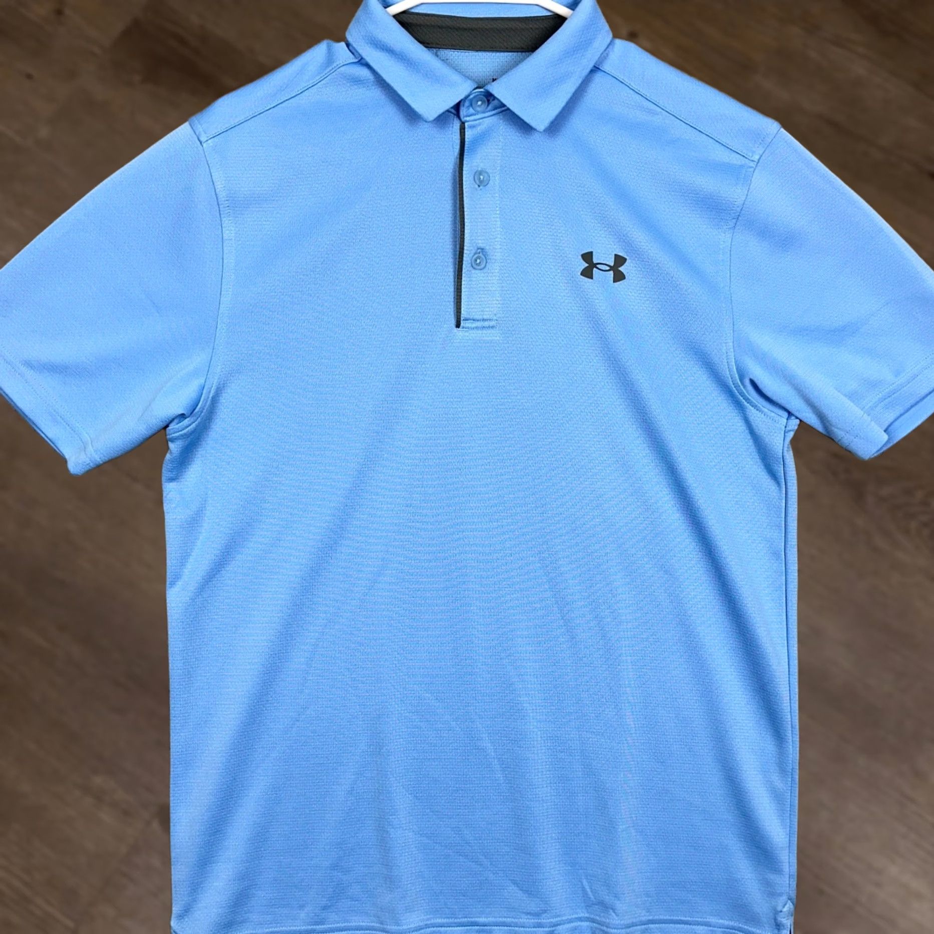 Under Armour Under Armour Polo Shirt Mens Medium Light Blue Golf Loose Fit Performance Rugby Shirt Size US M / EU 48-50 / 2 - 1 Thumbnail