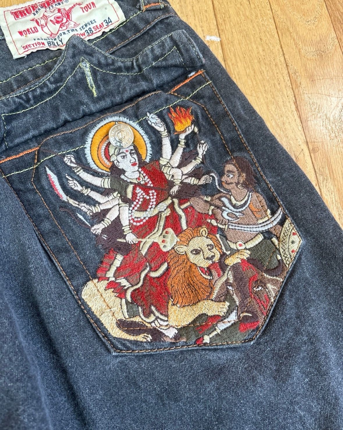 Japanese Brand × True Religion × Vintage Very Rare True Religion buddah Hindu Jorts Size US 38 / EU 54 - 2 Thumbnail