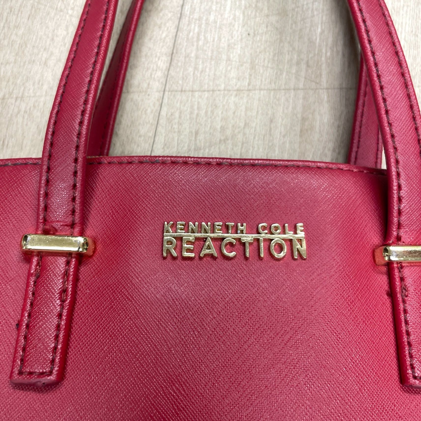 Kenneth Cole Kenneth Cole Reaction Shoulder Bag Red Faux Leather Gold Hardware PVC Leather Matte Red 17in 10in Large Women's Bag Size ONE SIZE - 2 Thumbnail