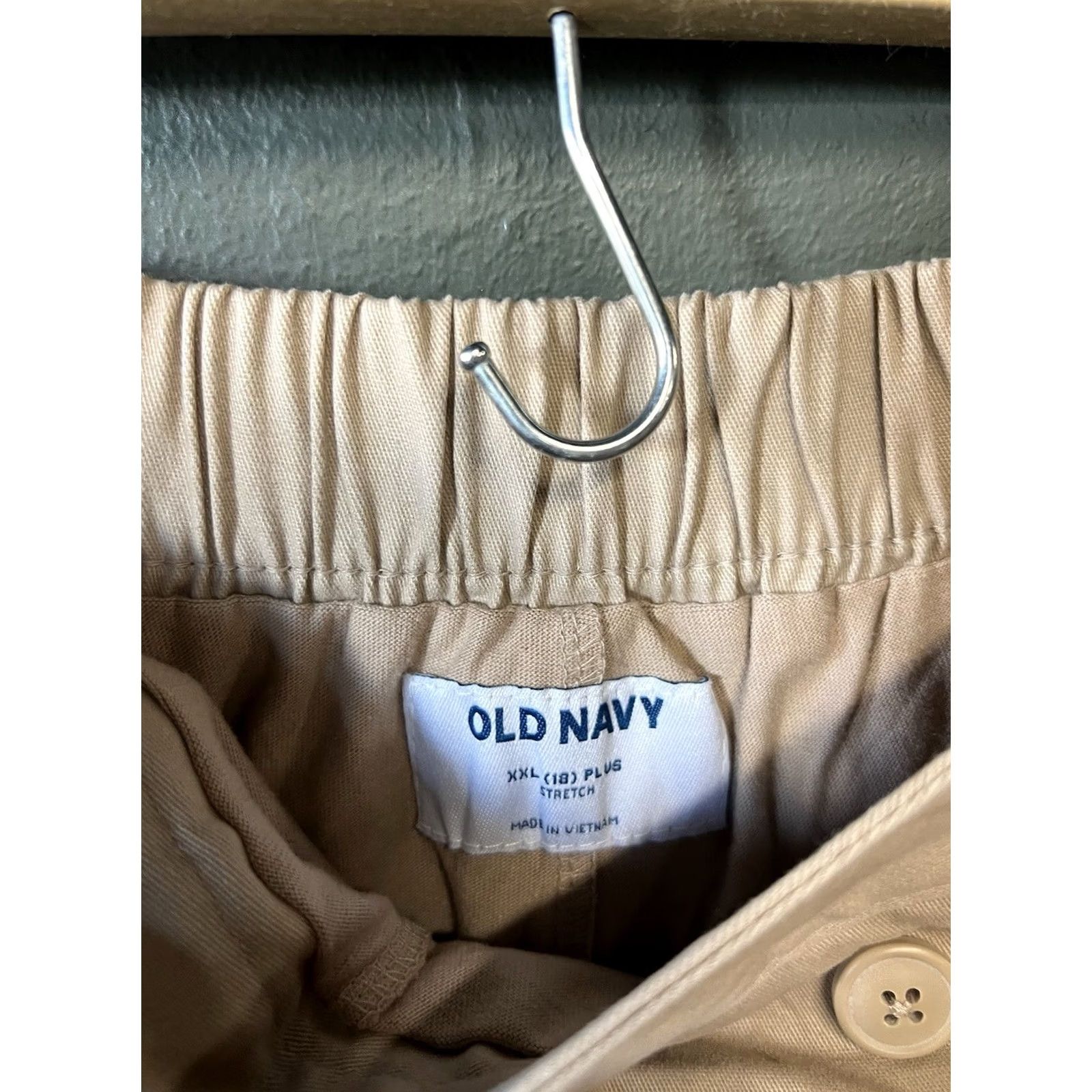 Old Navy NWT - Maxims "Old Navy" and "Plus Size" are essential keywords Size 40" / US 18 - 3 Thumbnail