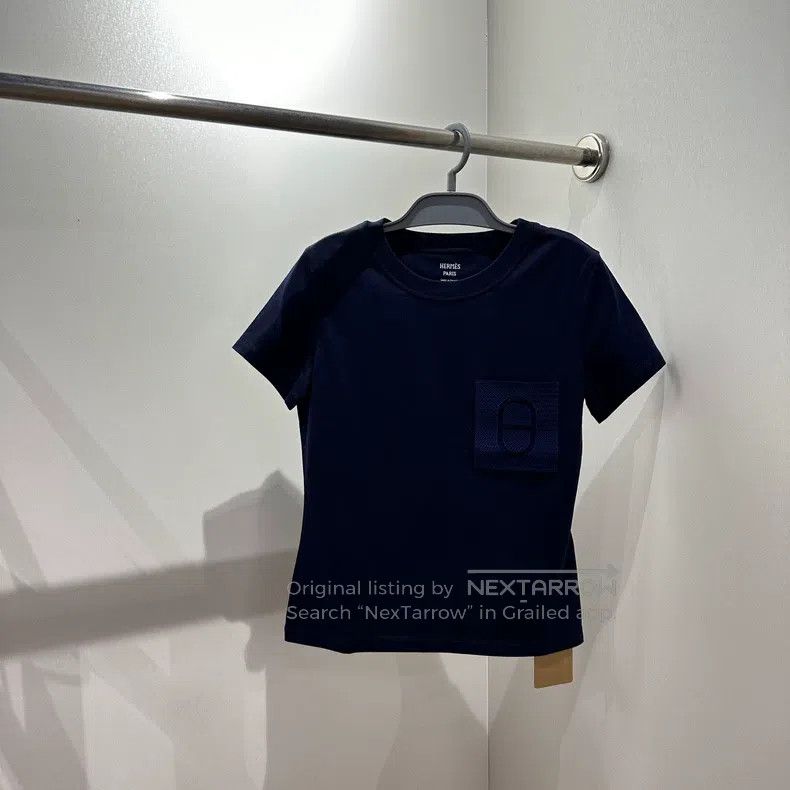 Hermes Hermes Pig Snout Embroidered Cotton Short Sleeve Size XS / US 0-2 / IT 36-38 - 1 Thumbnail