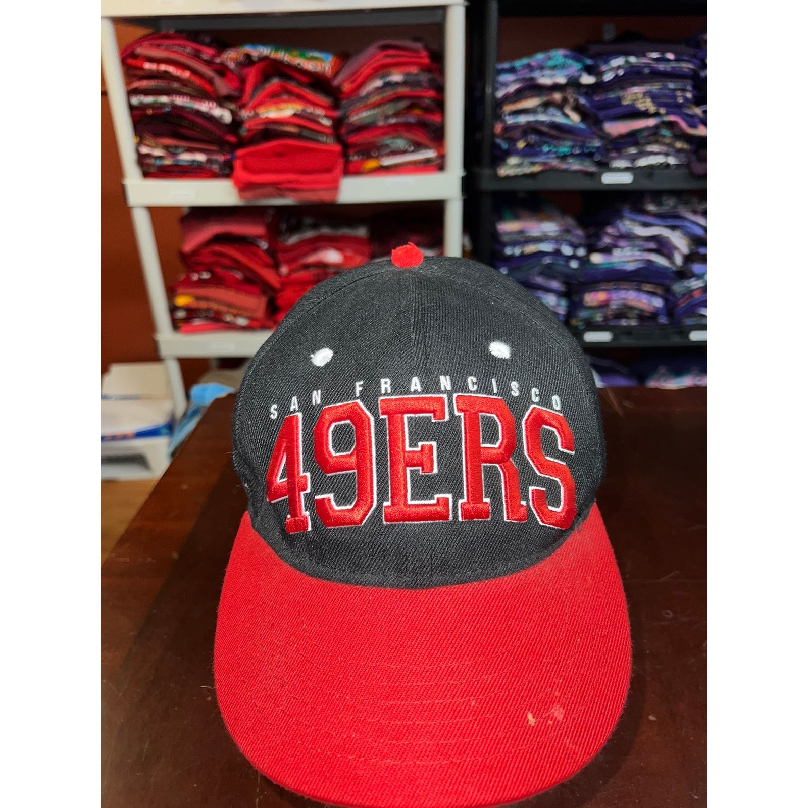 NFL San Francisco 49ers Hat NFL Team Apparel Snapback Stained Size ONE SIZE - 2 Thumbnail