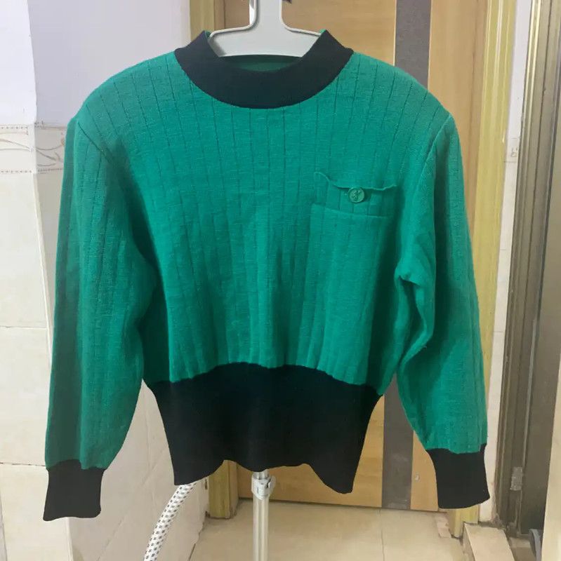 Yves Saint Laurent YSL Green Wool Sweater with Contrast Hem 0089 Size M / US 6-8 / IT 42-44 - 1 Thumbnail