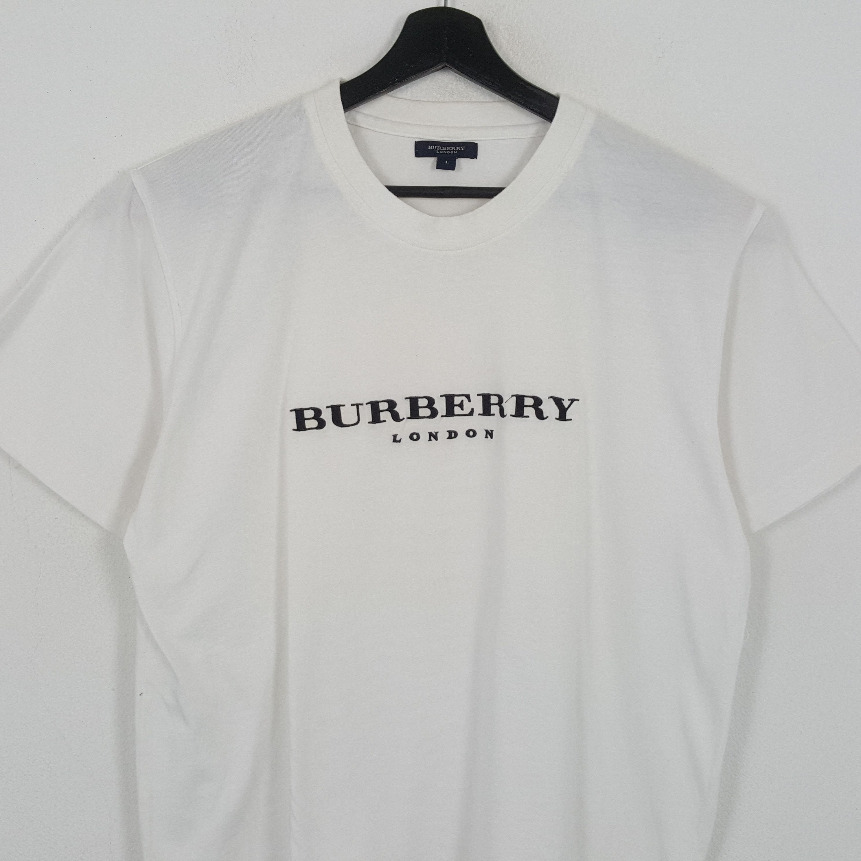 Burberry × Vintage BURBERRY LONDON Fashion Style Embroidery Spellout Tshirt Size US L / EU 52-54 / 3 - 2 Thumbnail