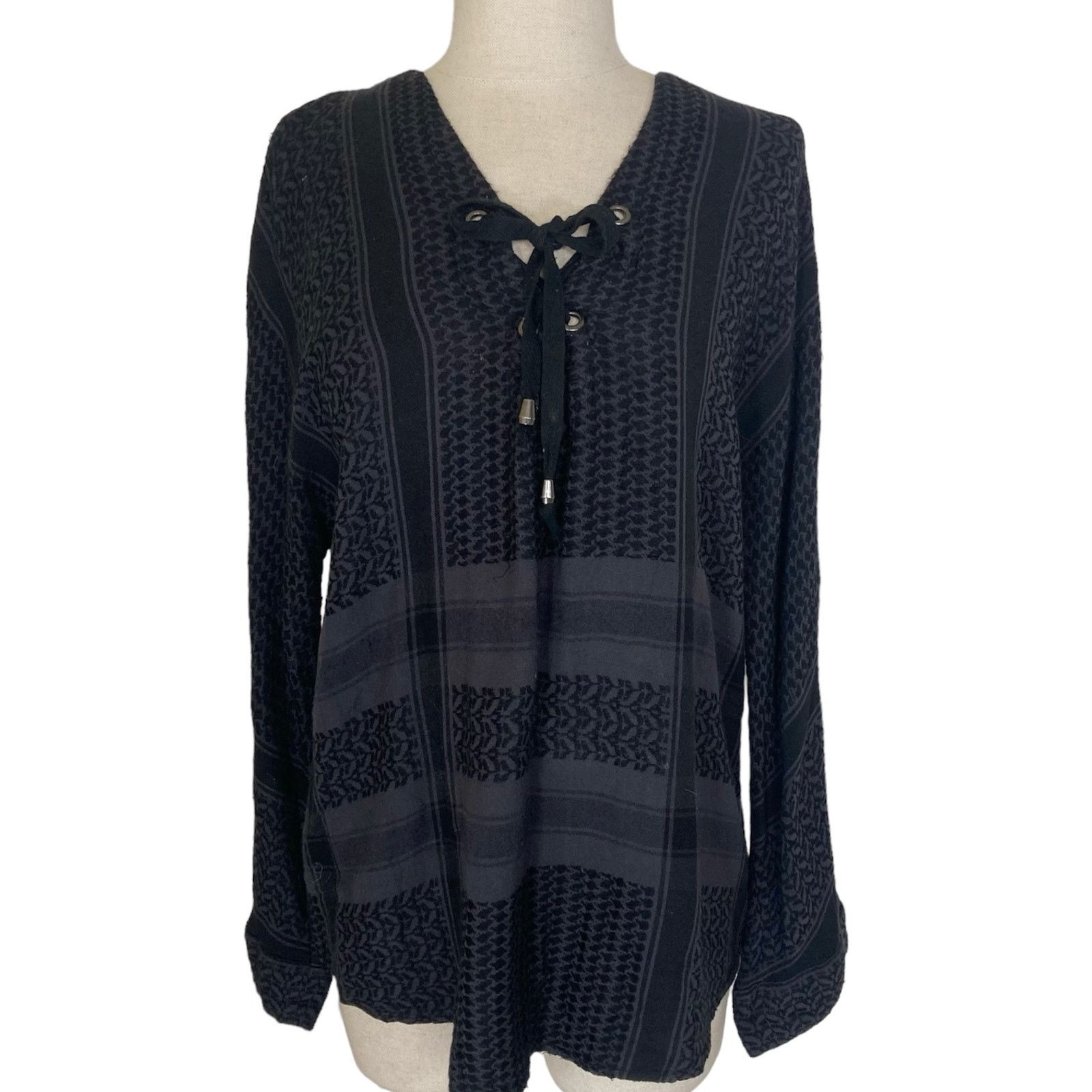 Rails Rails Lily Onyx jacquard top black gray long sleeve pullover Size S / US 4 / IT 40 - 2 Thumbnail