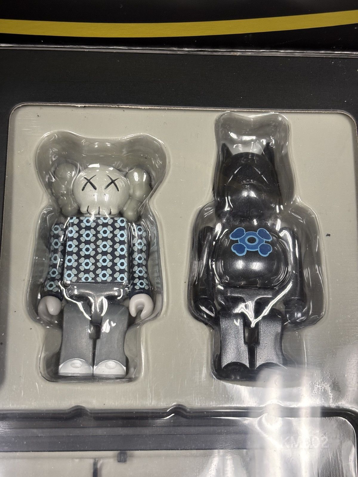 Kaws × Medicom Toy Kubrick Medicom Toy Kaws-kubrick "bus Stop 2" 2002 Limited Size ONE SIZE - 5 Thumbnail