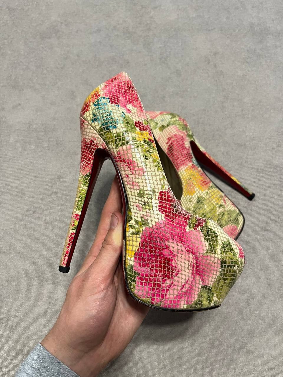 Christian Louboutin Christian Louboutin Flower High Pump Heels Women`s 37 Size US 7 / IT 37 - 3 Thumbnail
