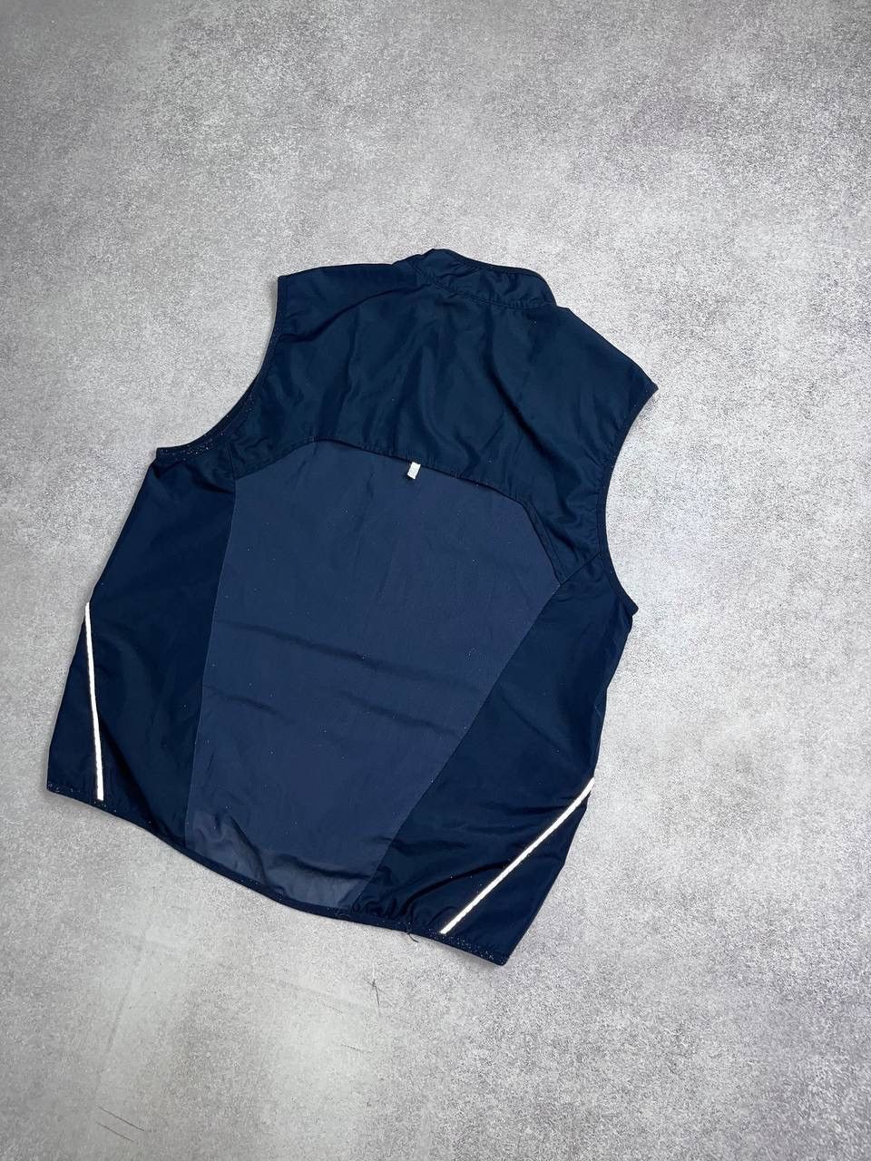 Nike Vintage Nike Swoosh Nylon Vest L Y2K Size US L / EU 52-54 / 3 - 4 Thumbnail
