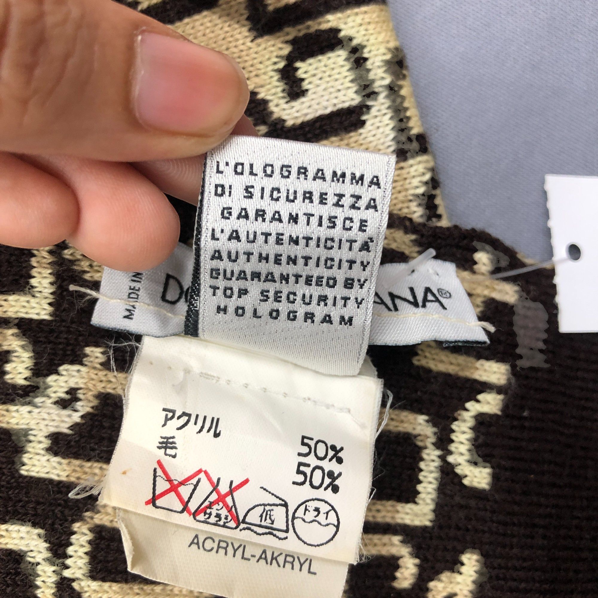 Dolce & Gabbana Vintage Dolce & Gabbana Scarf Muffler Wool Monogram Scarves Size ONE SIZE - 6 Thumbnail
