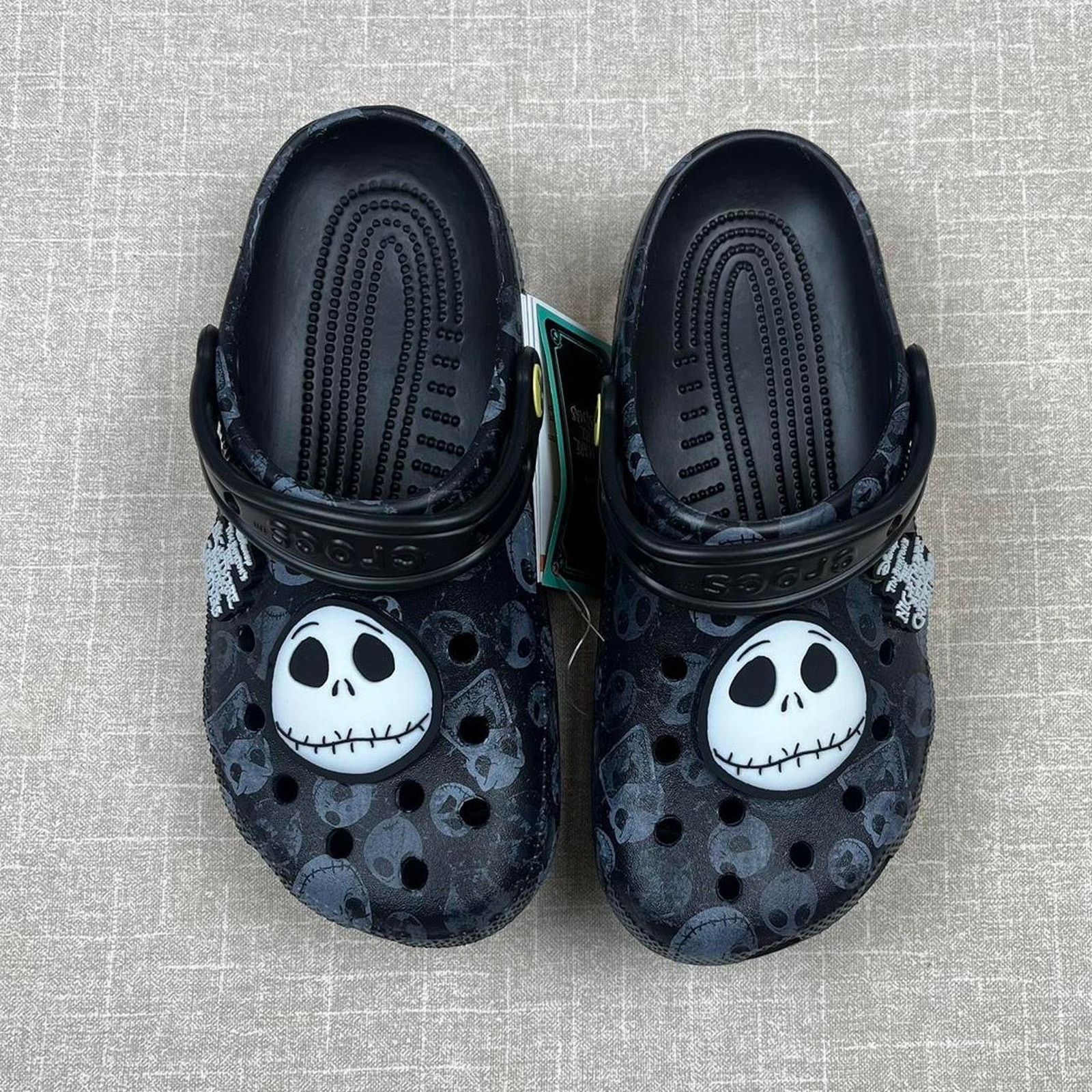 Crocs Nightmare Before Christmas x Crocs Classic Clog Women 10 Size US 10 / IT 40 - 3 Thumbnail