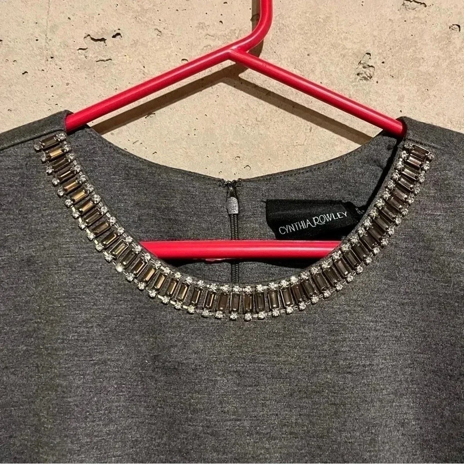 Cynthia Rowley Cynthia Rowley Grey Knit Jeweled Neck Tank Top Size M Size M / US 6-8 / IT 42-44 - 4 Thumbnail