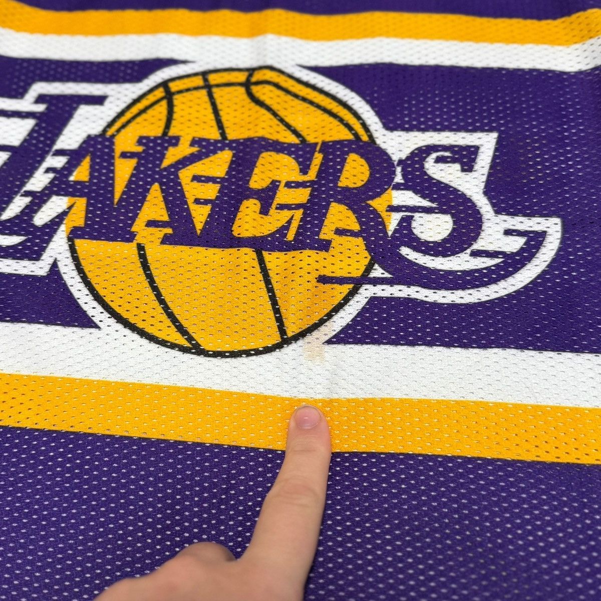 NBA × Starter × Vintage Vintage Starter Los Angeles Lakers Mesh Jersey Adult Large Size US L / EU 52-54 / 3 - 4 Thumbnail