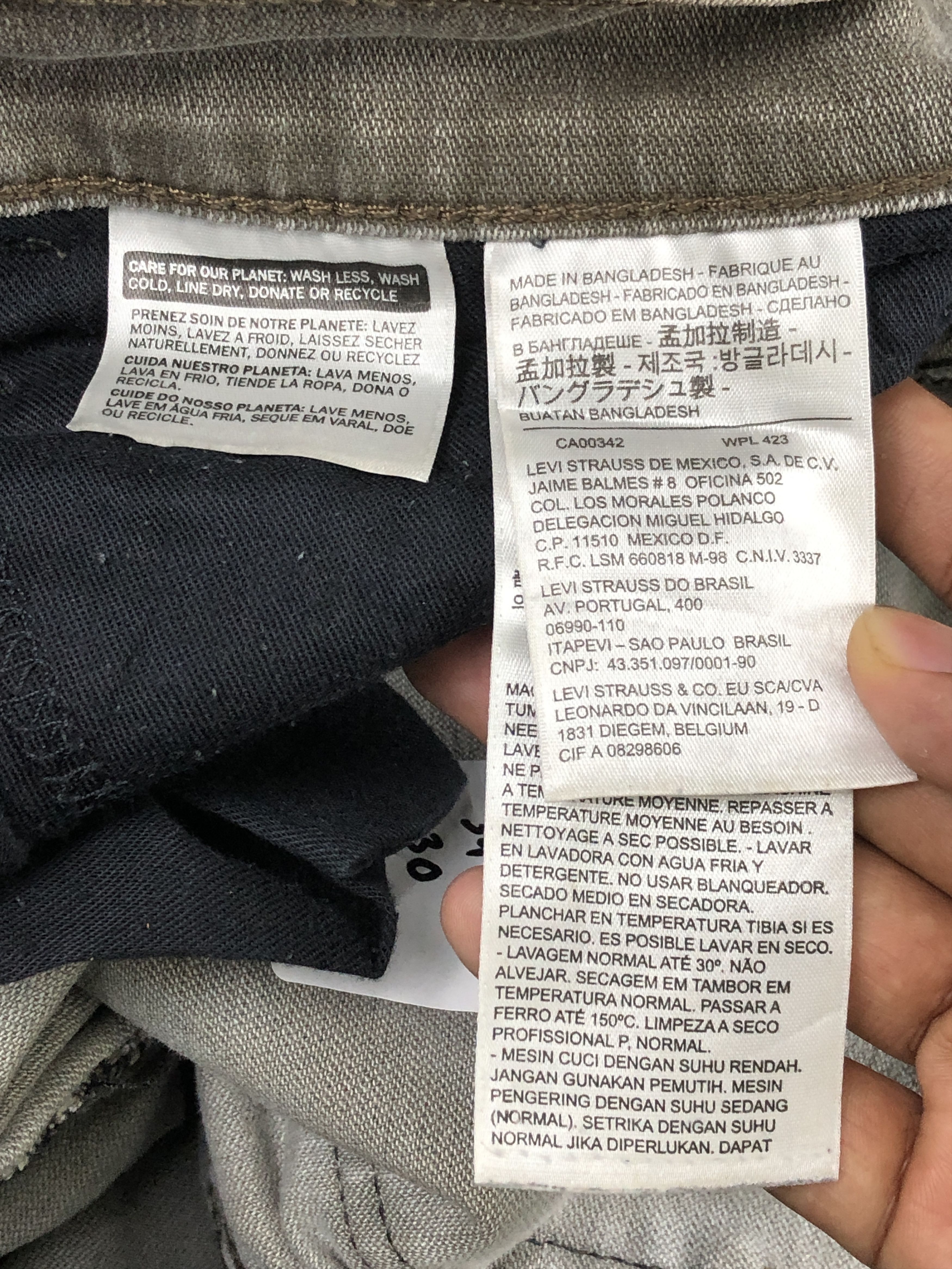 Levi's × Vintage Rusty Vintage Levi's 511 Faded Black Slim Fit Jeans DP2257 Size US 33 - 14 Thumbnail