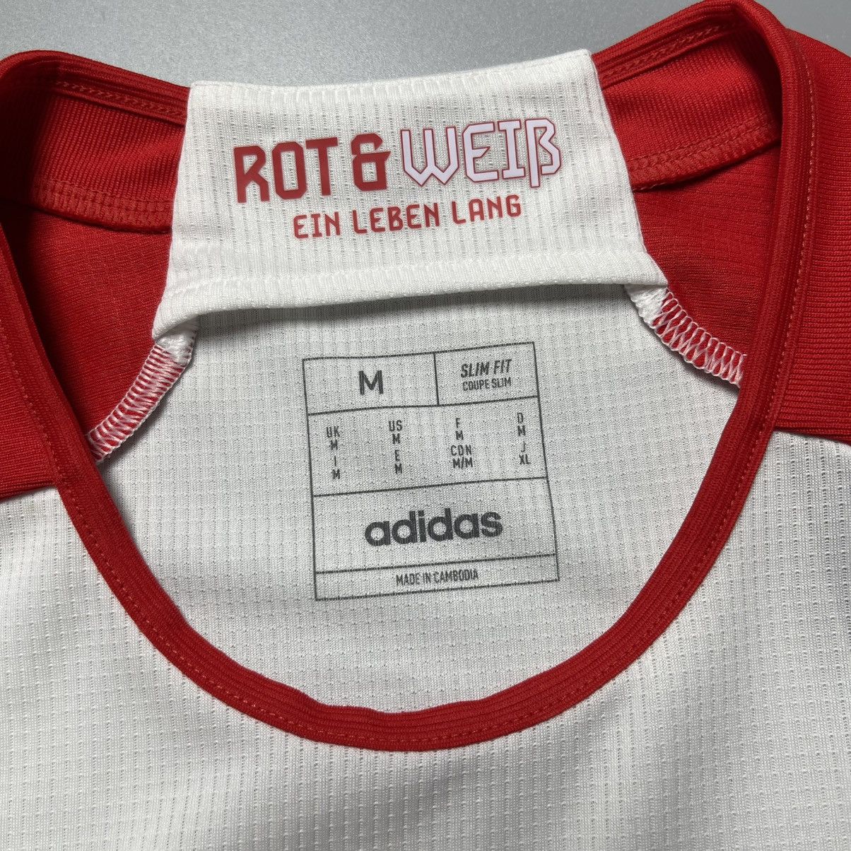 Vintage NWT BAYERN ADIDAS 2023/2024 FOOTBALL HOME JERSEY Size US M / EU 48-50 / 2 - 4 Thumbnail