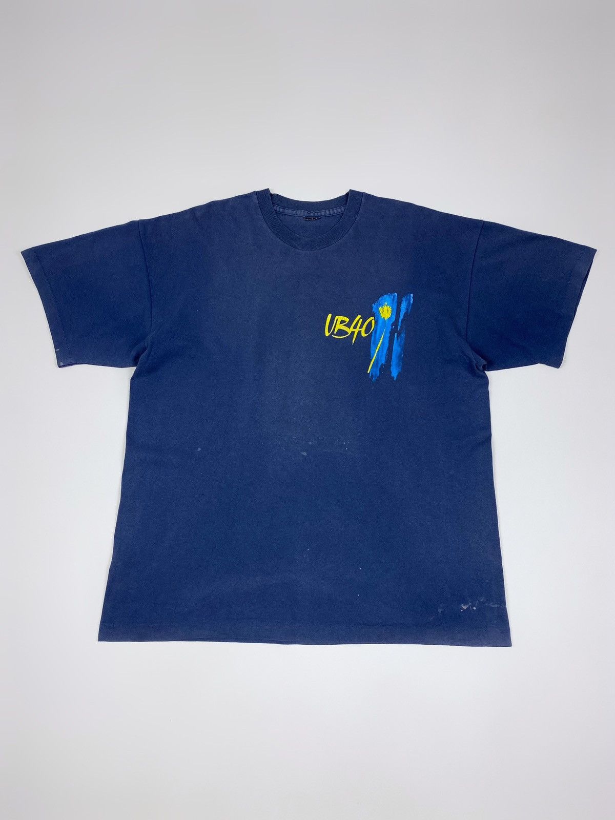 Band Tees 1993 Vintage Thrashed UB40 Promises And Lies World Tour Tee Size US XL / EU 56 / 4 - 1 Thumbnail