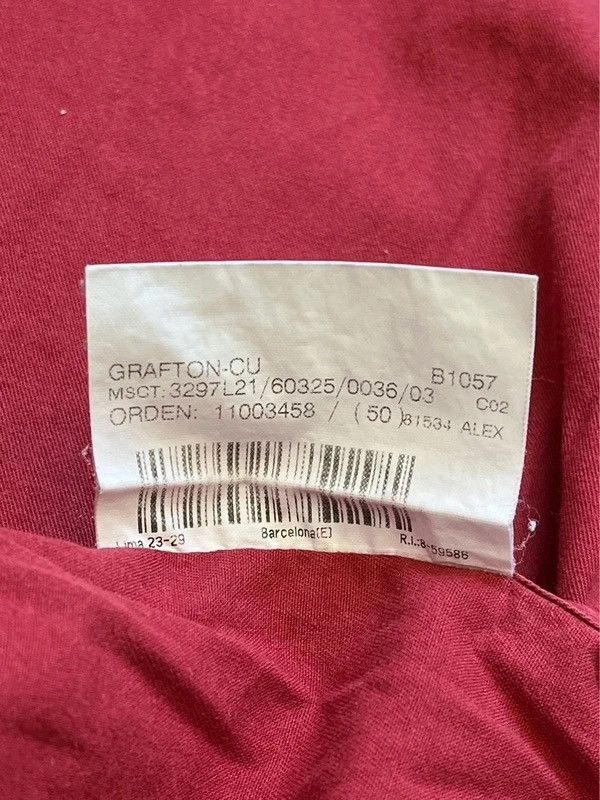 Burberry Burberry London Grafton Made in Spain Vintage 2000s Red Size US M / EU 48-50 / 2 - 13 Thumbnail