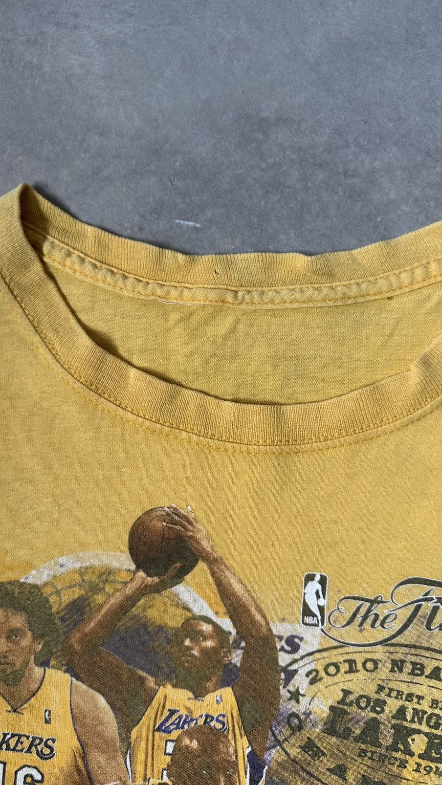 NBA VINTAGE NBA LA LAKERS CHAMPIONS TEE Size US L / EU 52-54 / 3 - 4 Thumbnail