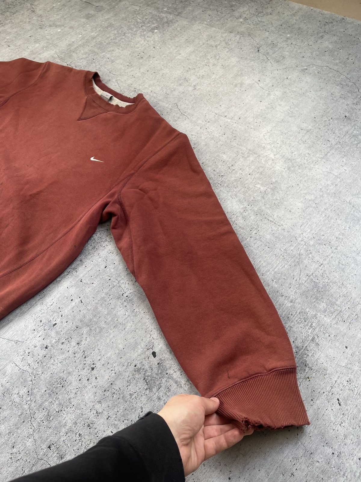 Nike × Vintage 🔥CRAZY Nike Vintage Brown Distressed Sweatshirt🔥 Size US L / EU 52-54 / 3 - 12 Thumbnail